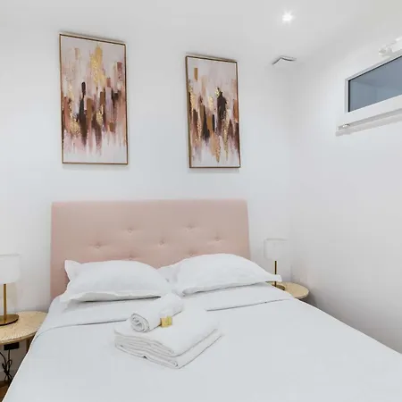 Apartment Zzz Lilas 102 P2 Les Lilas